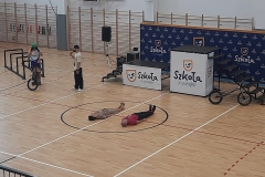 18