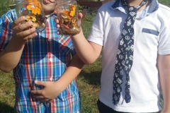22